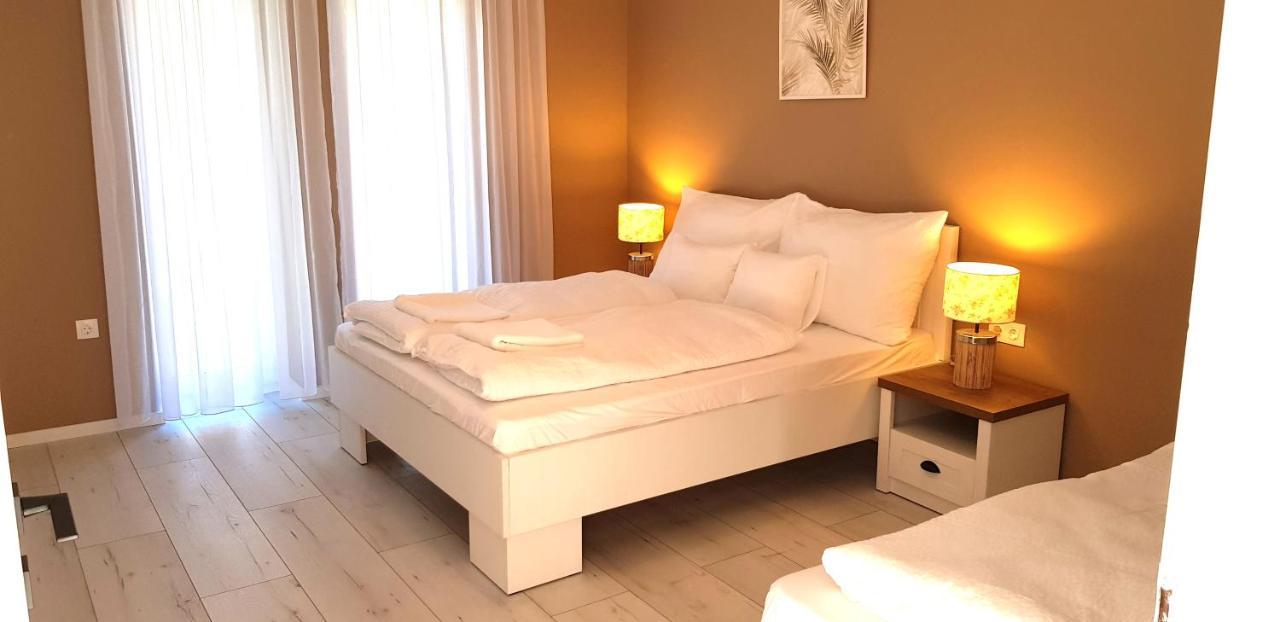 Rigo Apartman Keszthely Esterno foto